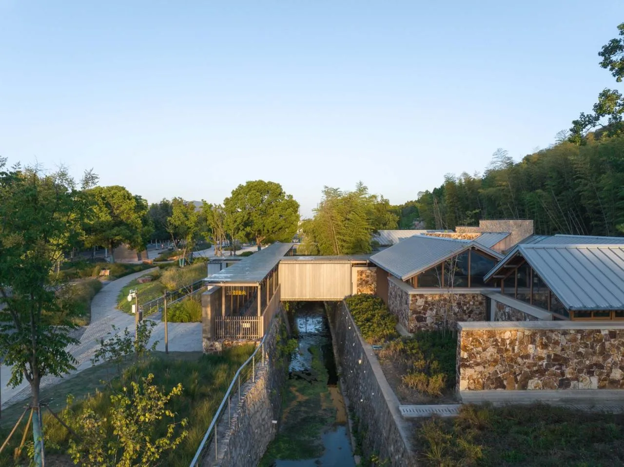 BIM Architecture | Nanjing Tangshan Ape Man Cave Tourist Station/Architecture Technology and Art (ATA) Studio of Southeast University Architectural Design and Research Institute