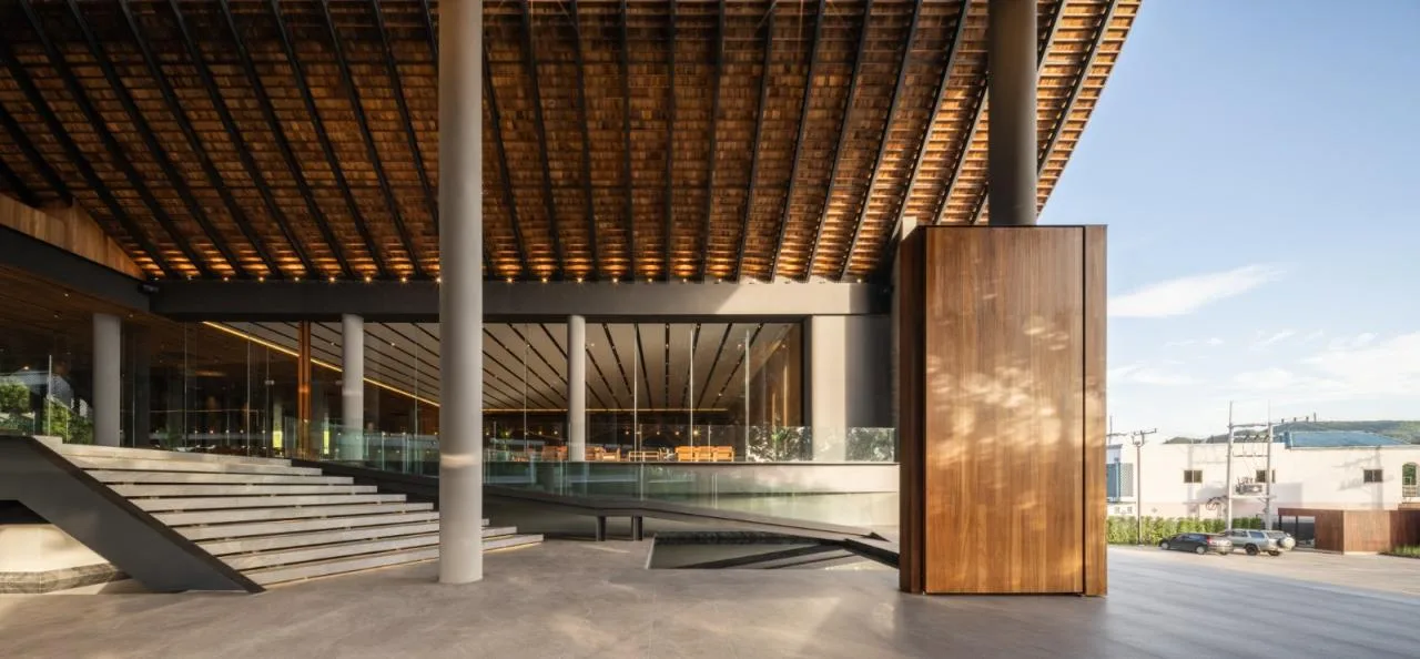BIM Architecture | Mega scale Thai restaurant Keereetara/IDIN Architects
