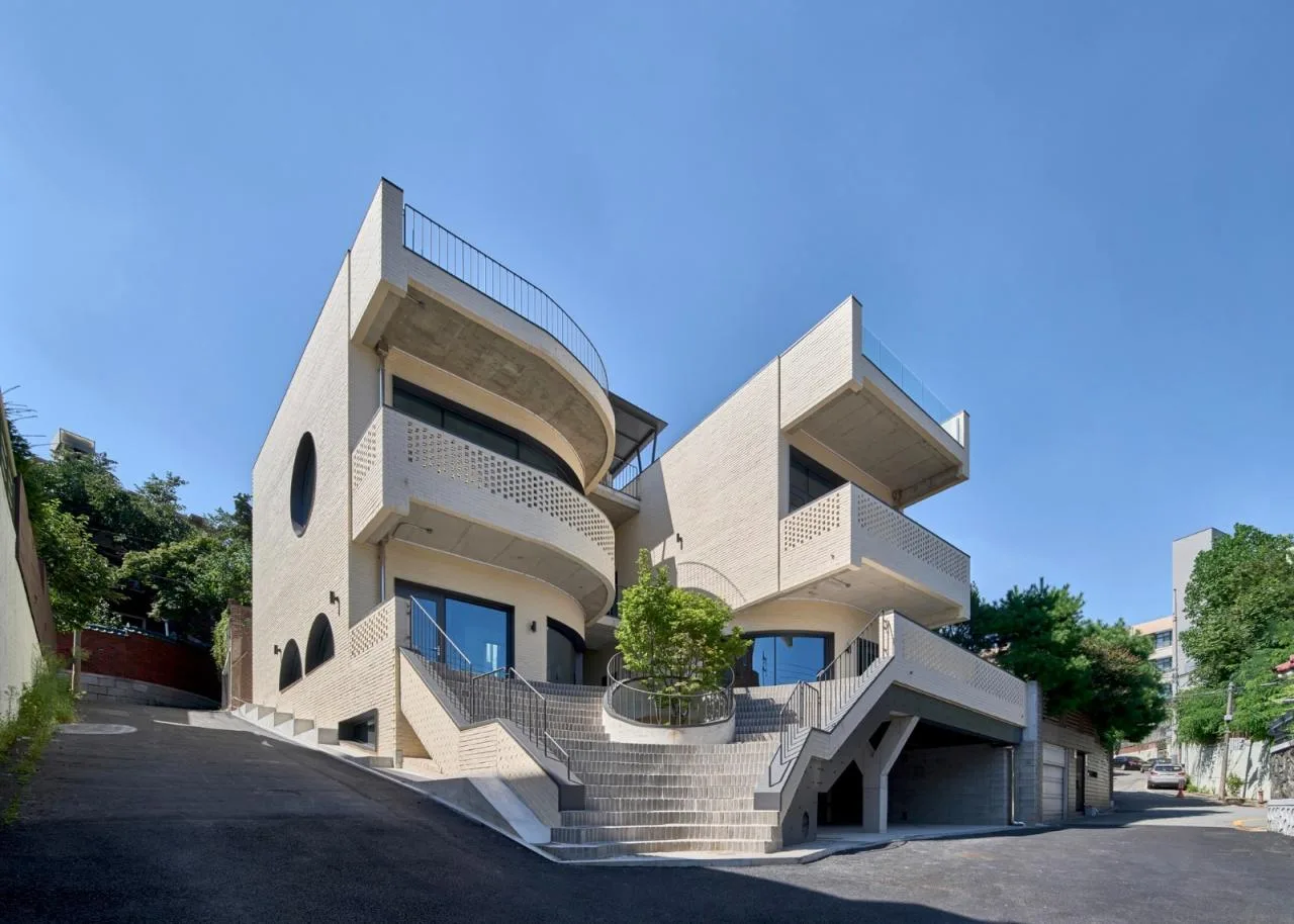 BIM architecture | staircase leading to street corner, Y2 complex/DAAL