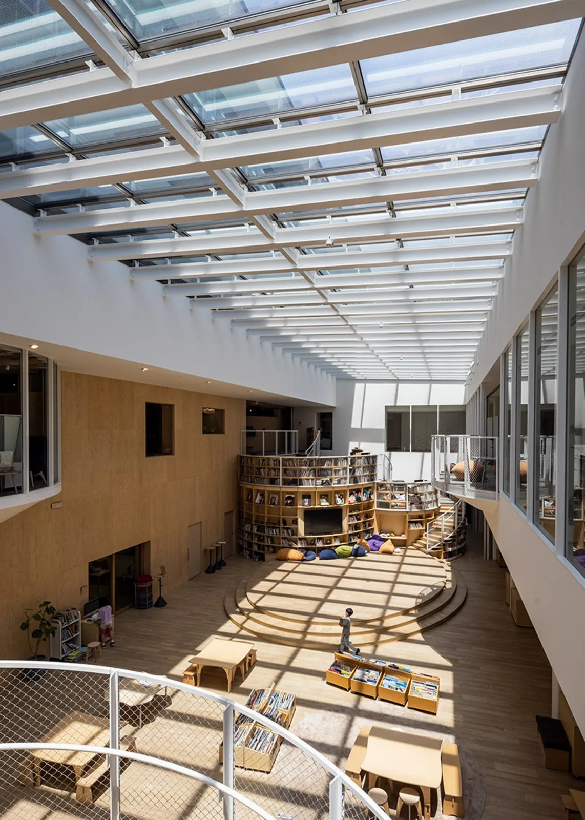 BIM Architecture | Yokohama International School, both interior and exterior wooden finishes/Dacheng Construction+Kengo Kuma Architecture Urban Design Firm