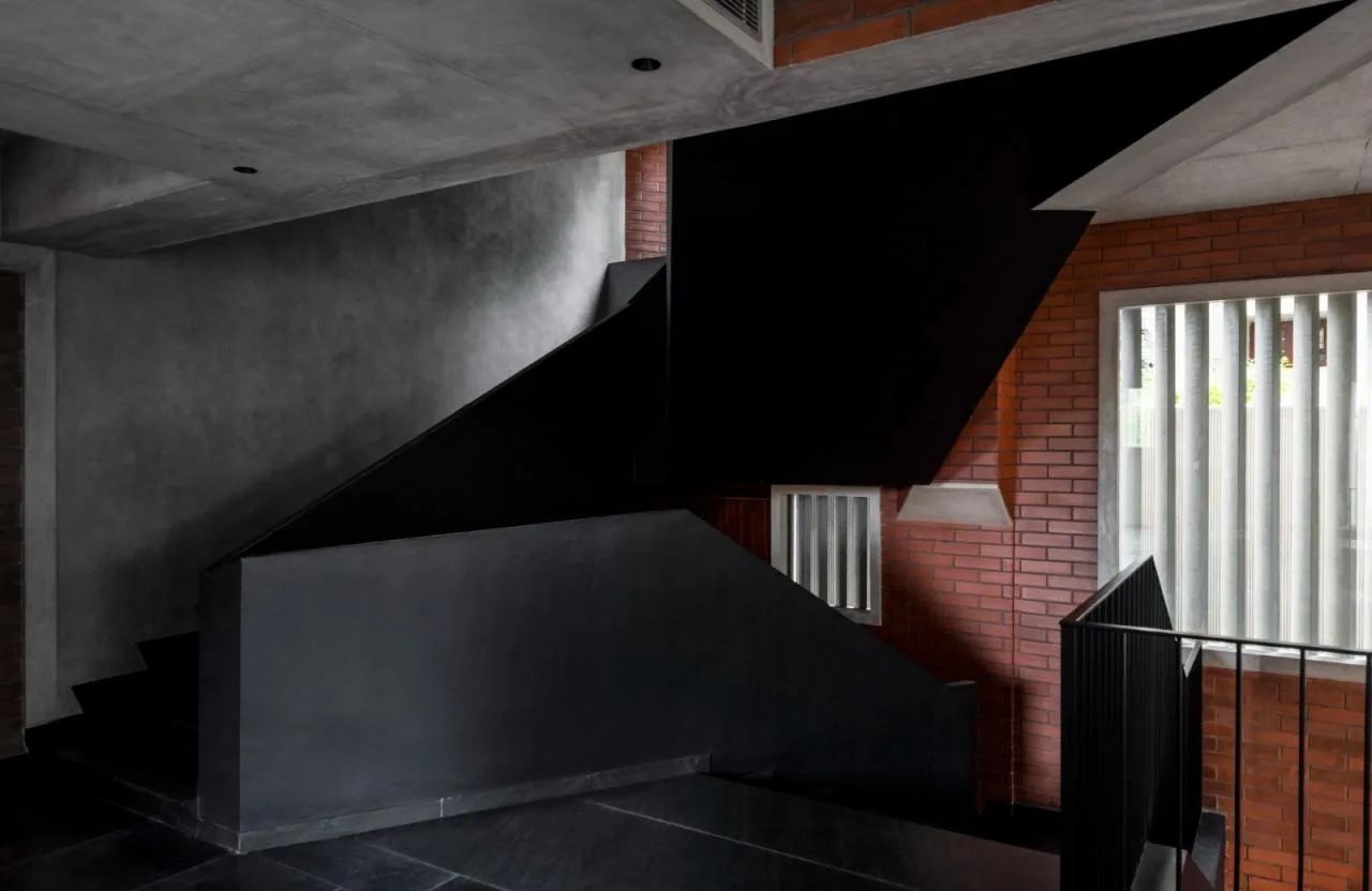 BIM Architecture | Red Brick Building/The Purple Ink Studio
