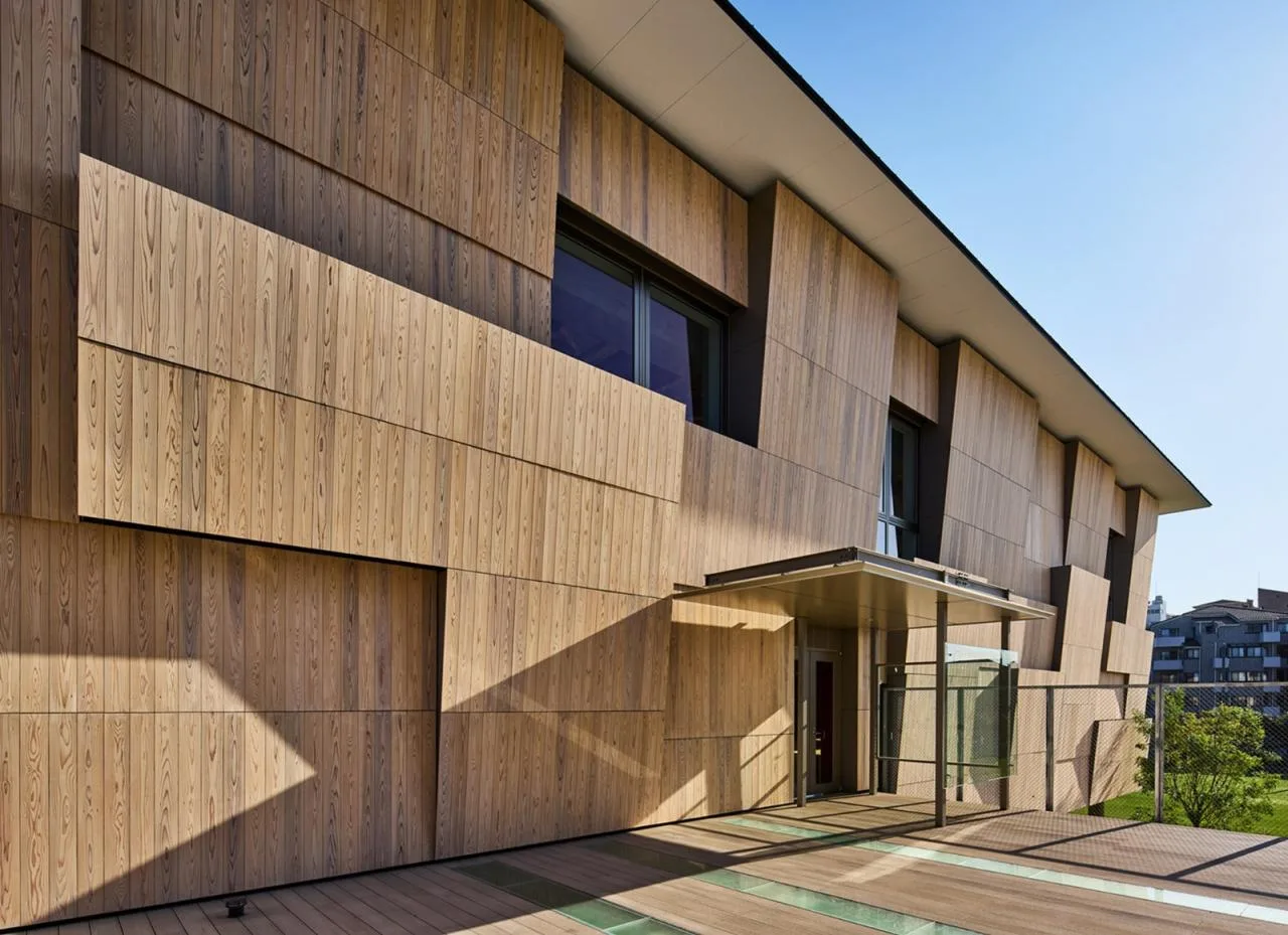 BIM Architecture | Yokohama International School, both interior and exterior wooden finishes/Dacheng Construction+Kengo Kuma Architecture Urban Design Firm