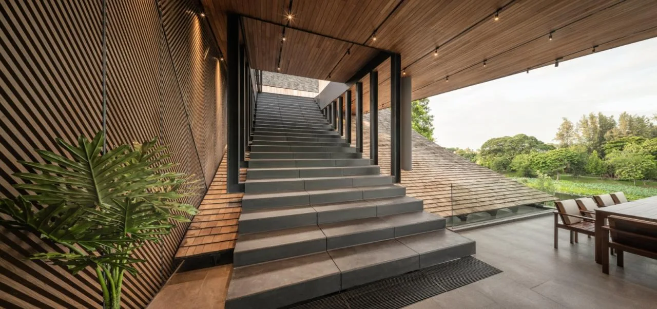 BIM Architecture | Mega scale Thai restaurant Keereetara/IDIN Architects