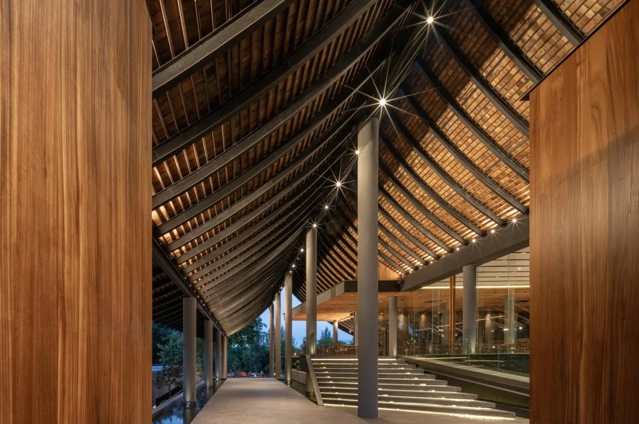 BIM Architecture | Mega scale Thai restaurant Keereetara/IDIN Architects