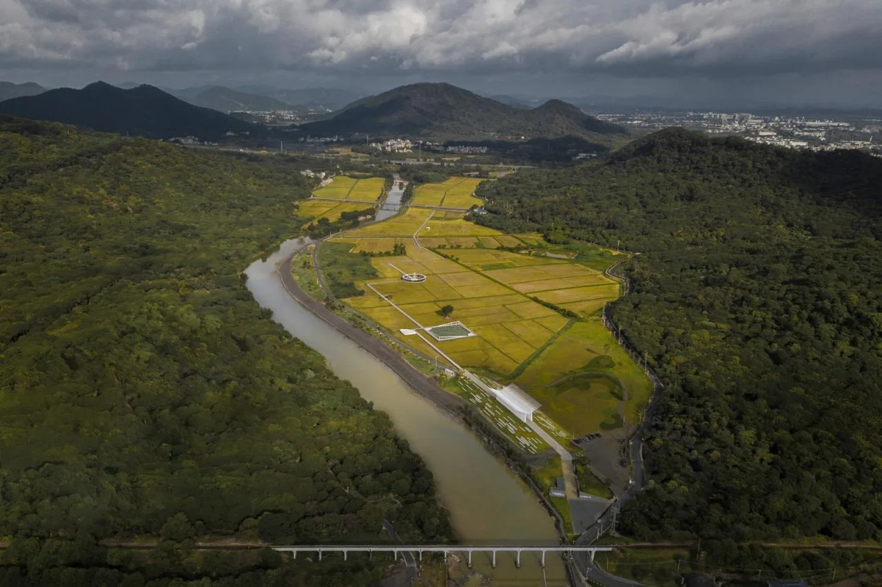 BIM Architecture | Amy Future Agriculture, Culture and Tourism Town/Additive Think Tank Design Firm