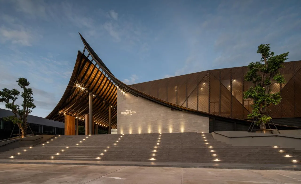 BIM Architecture | Mega scale Thai restaurant Keereetara/IDIN Architects
