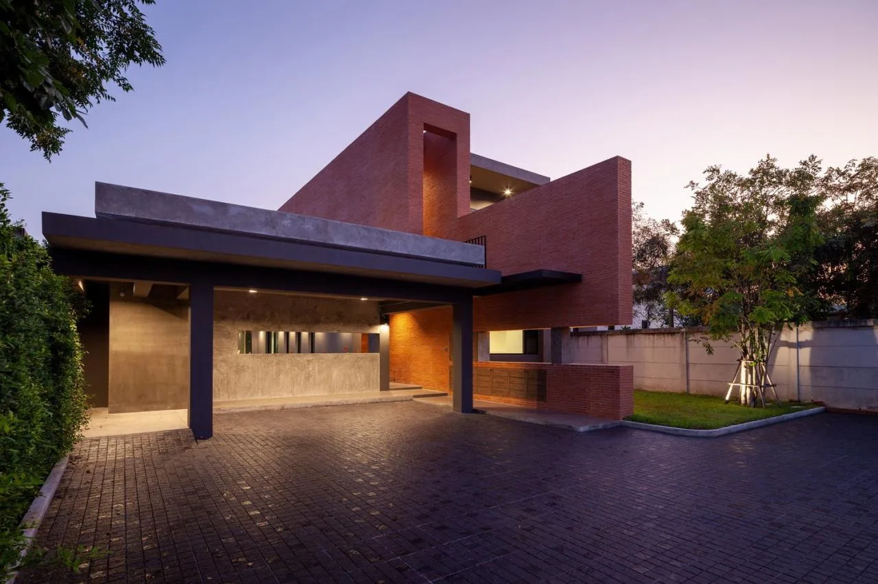 BIM Architecture | Pipeline Residential/Volume Matrix Studio