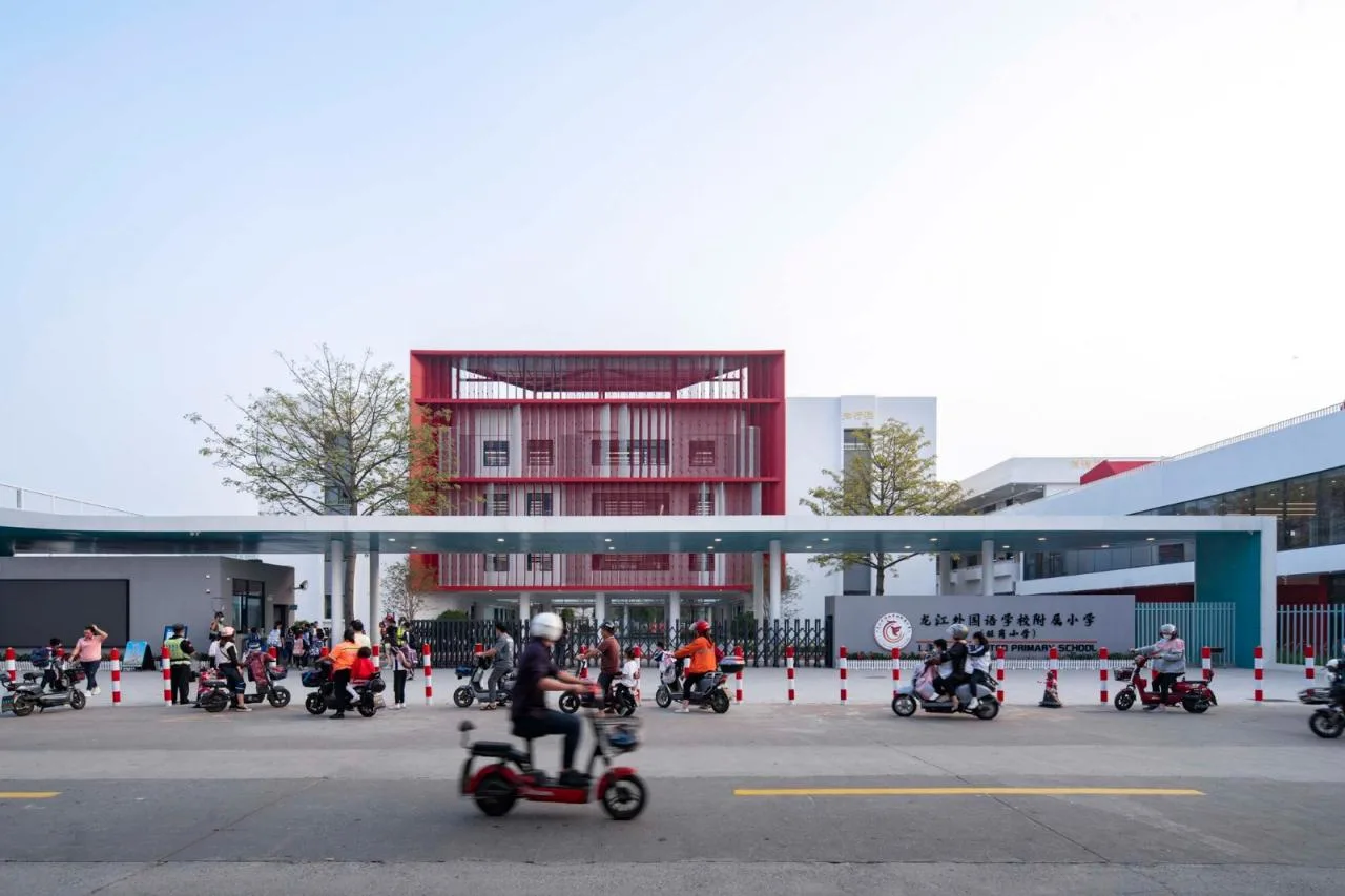 BIM Architecture | Renovation of Longjiang Foreign Language School Affiliated Primary School (Wanggang Primary School)/Vertical Beam Society Architecture