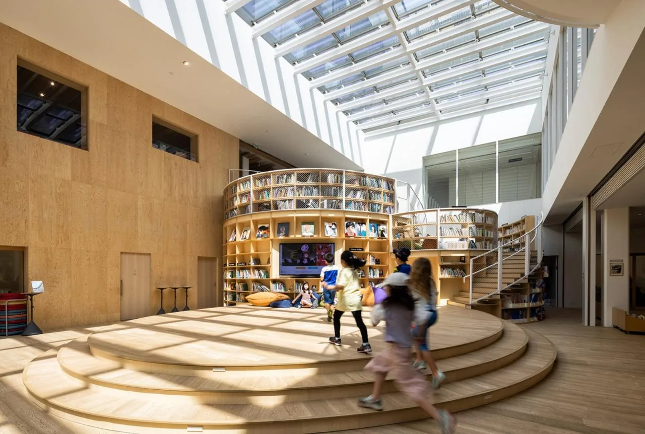 BIM Architecture | Yokohama International School, both interior and exterior wooden finishes/Dacheng Construction+Kengo Kuma Architecture Urban Design Firm