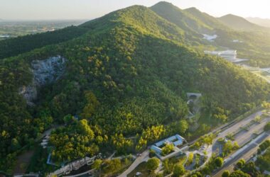 BIM Architecture: Nanjing Tangshan Ape Man Cave Tourist Station by ATA Studio, Southeast University-BIM WORLD
