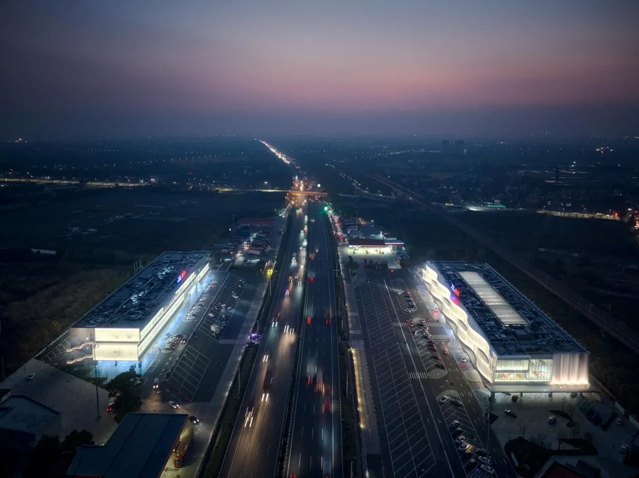 BIM Architecture | Jiaxing Service Area of Shanghai Hangzhou Expressway: Complex on the Highway/Goa Elephant Design