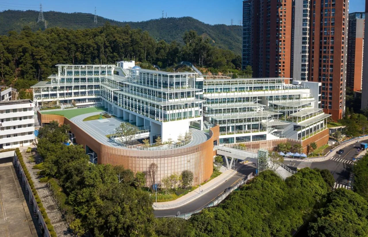 BIM Architecture | Luohu Future Primary and Secondary School/Hibiya Design+Children's City+Pure Practice