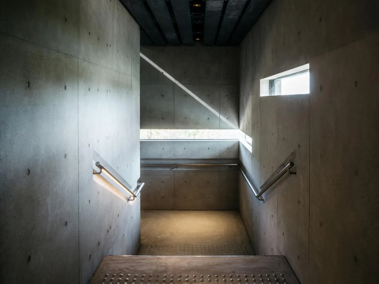 BIM Architecture | Kobe Port Museum, Sea Sand Concrete/Dacheng Construction
