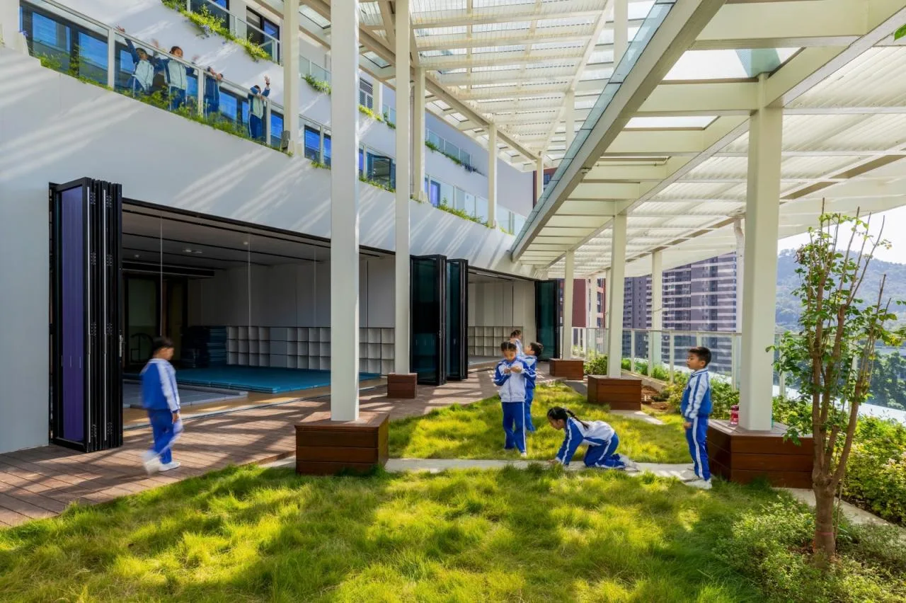 BIM Architecture | Luohu Future Primary and Secondary School/Hibiya Design+Children's City+Pure Practice