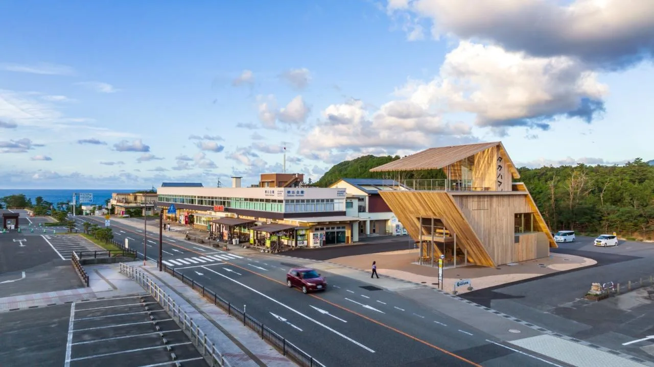 BIM Architecture | Takahama Cafe in Tottori City/Kengo Kuma Architecture Urban Design Firm