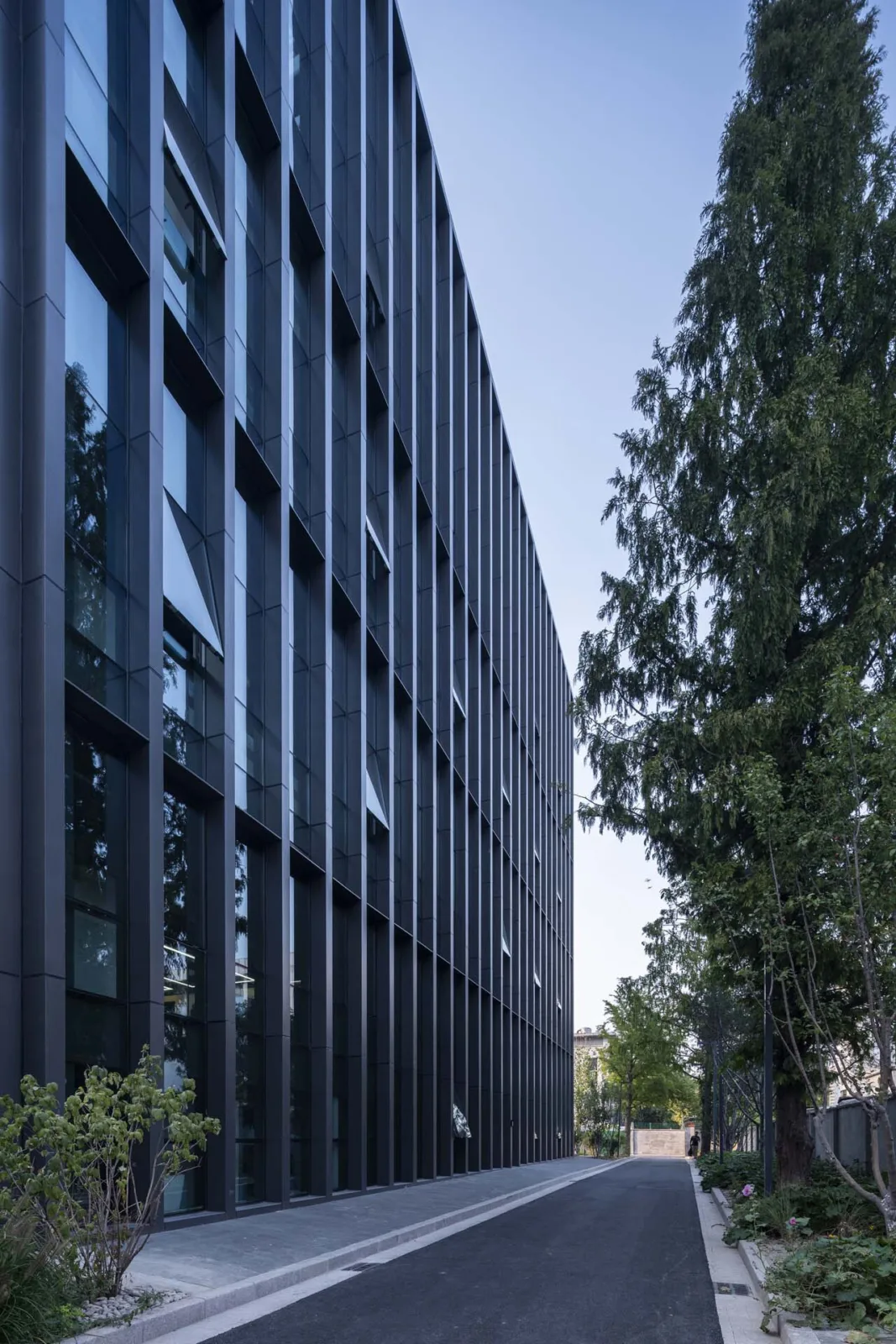 BIM Architecture | Renovation of Old Factory Building in Beijing Hangxing Park/Architectural Design of Beijing Super City