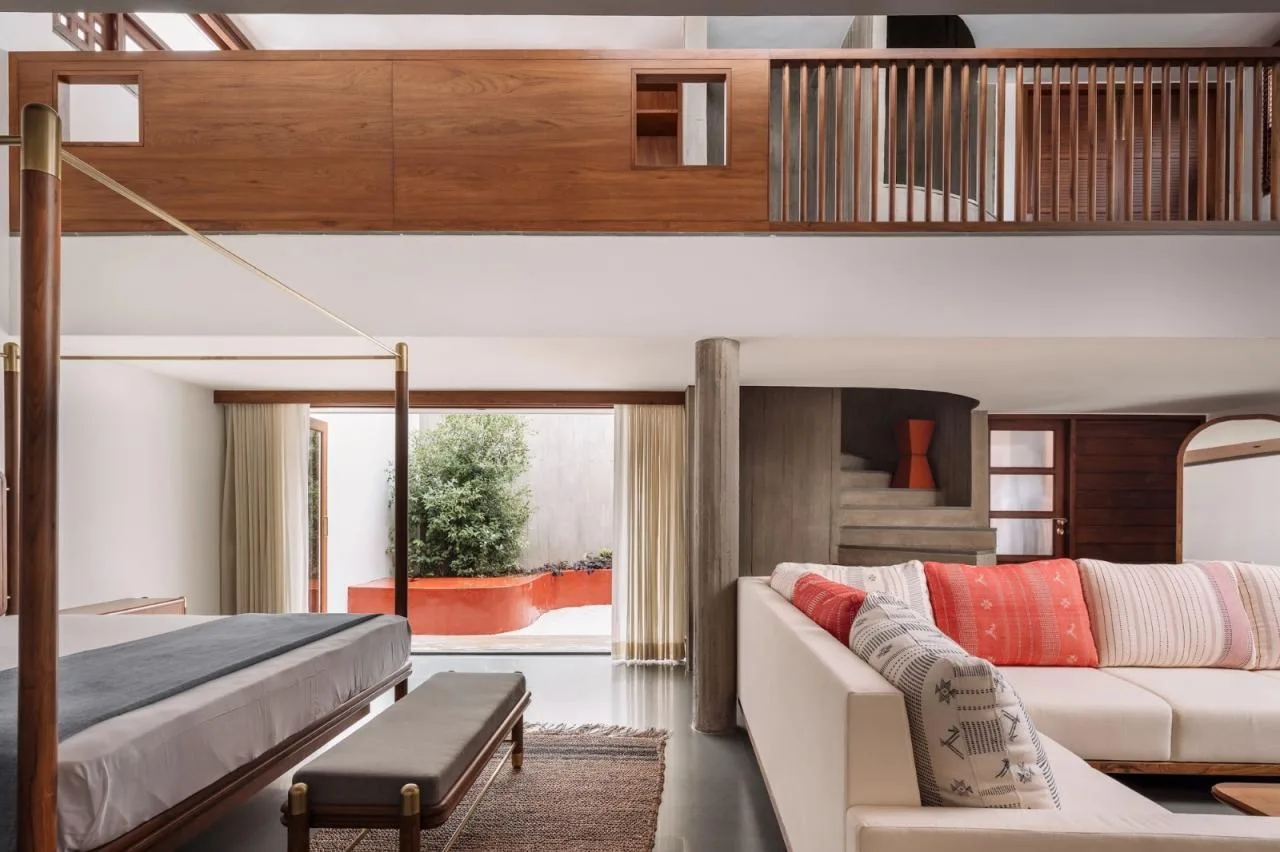 BIM Architecture | Enclosed Home/Design Ni Dukaan