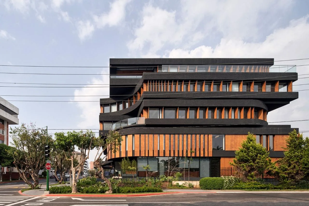 BIM Architecture | AEME Commercial Building/Paz Arquitectura