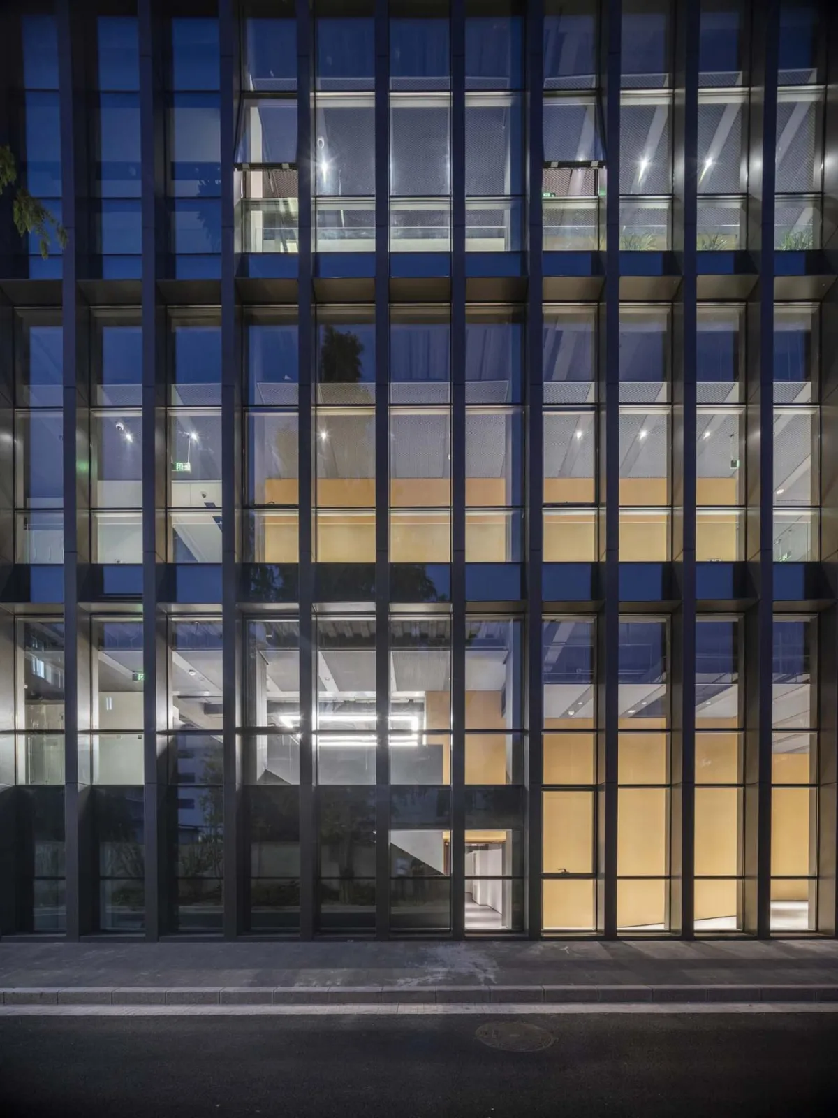 BIM Architecture | Renovation of Old Factory Building in Beijing Hangxing Park/Architectural Design of Beijing Super City