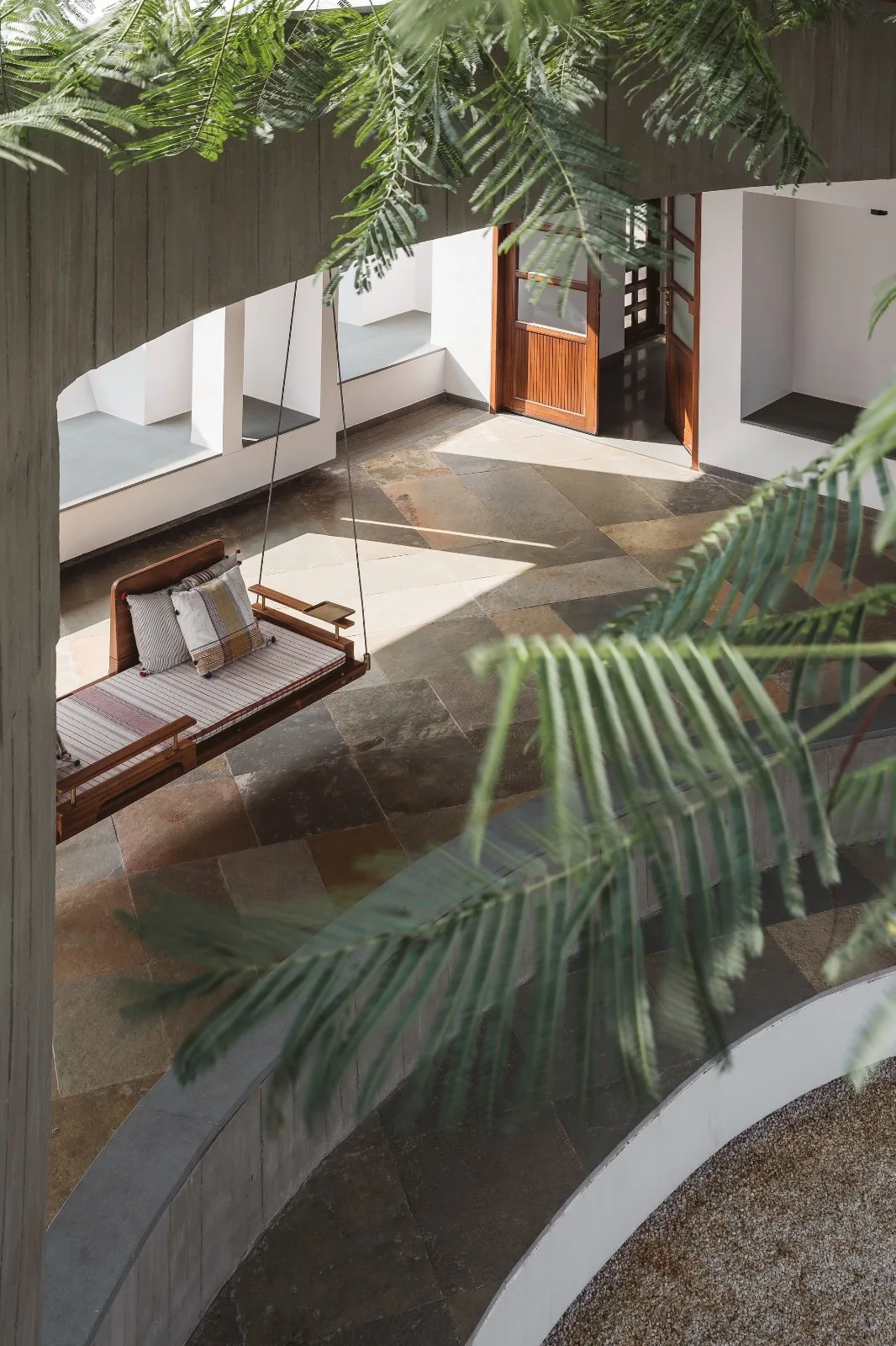 BIM Architecture | Enclosed Home/Design Ni Dukaan