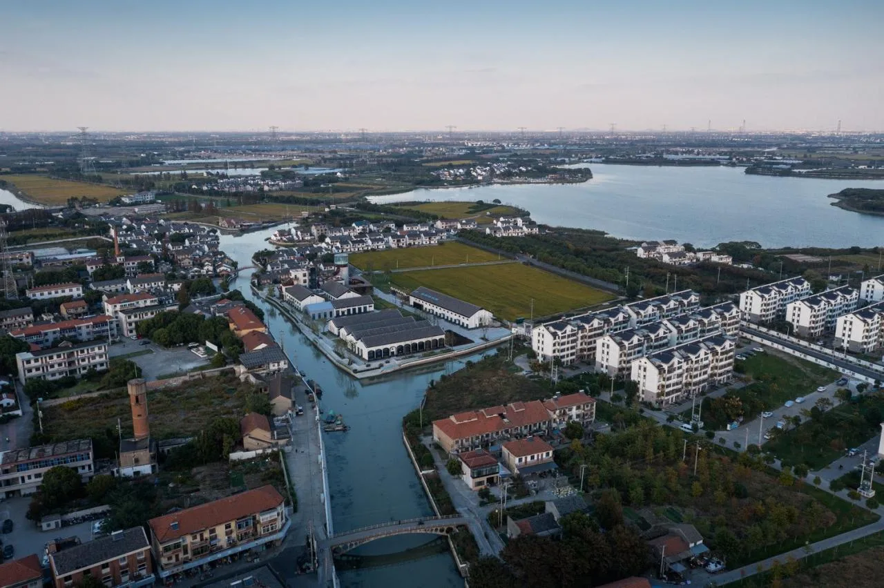 BIM Architecture | Yangtze River Delta Integration Demonstration Zone: Dingzha Water Town SOHO Smart Granary/Line+Architectural Firm MLA+