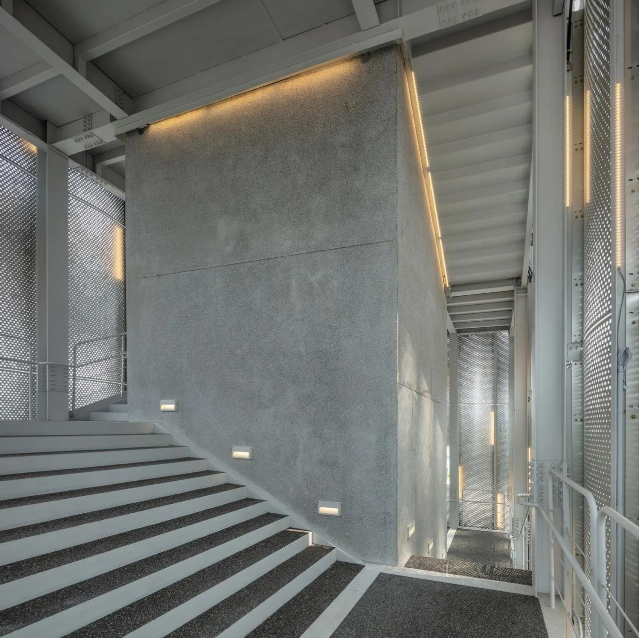 BIM Architecture | Advanced Use of Perforated Panels, Thousand Plateau Observation Deck/Emer sys