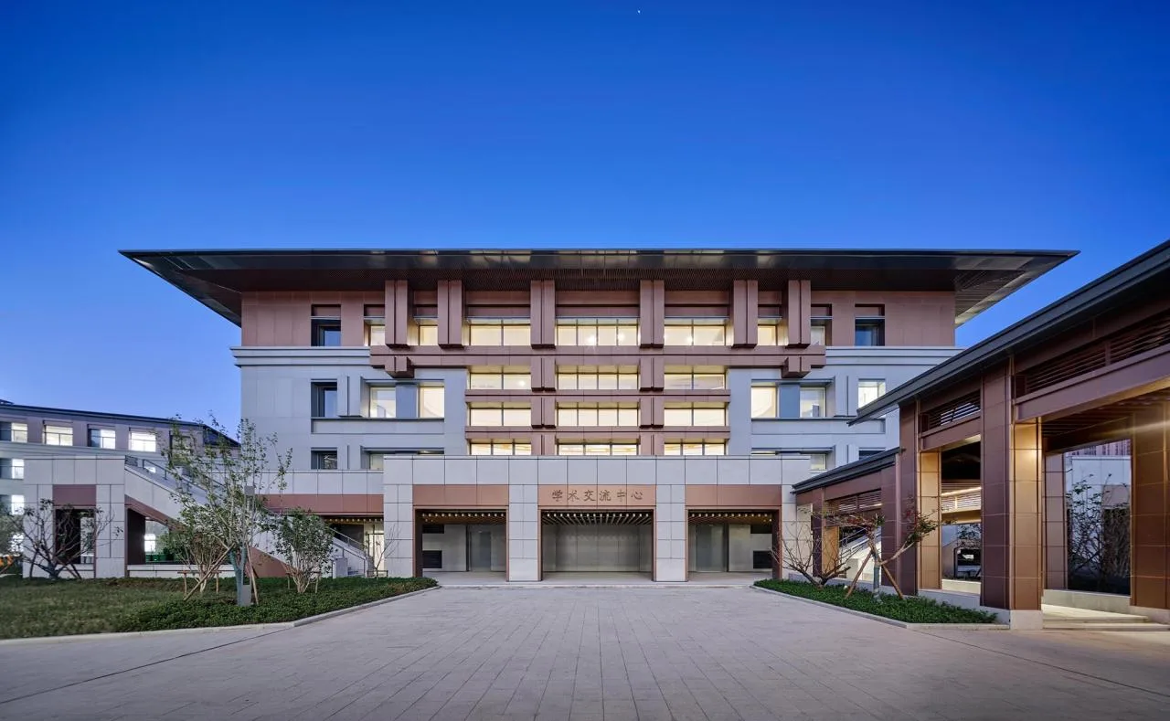 BIM Architecture | Meeting the Stars in the Sea of Yao - Hefei Yizhongdong Campus/Zhejiang University Architectural Design and Research Institute