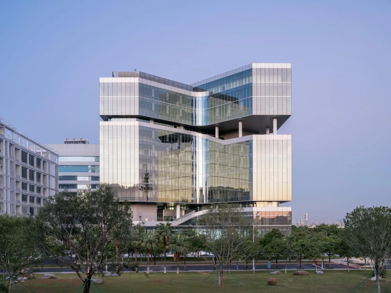 BIM Architecture | Guangdong Hong Kong Macao Greater Bay Area High Performance Medical Device Innovation Center/Haiyin Architecture