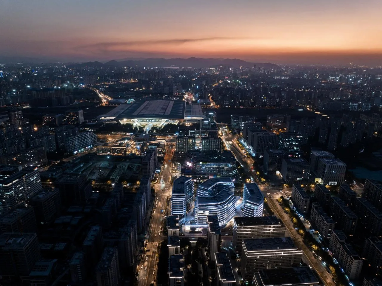 BIM architecture | Turning the tide: Hangzhou East Station Garden International/Goa Elephant Design
