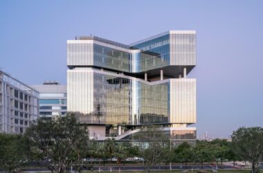 BIM Architecture: High-Performance Medical Device Innovation Center in the Guangdong-Hong Kong-Macao Greater Bay Area by Haiyin Architecture-BIM WORLD