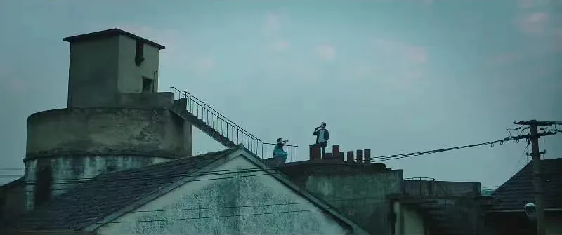 Still from the movie 'Riding the Wind and Breaking the Waves'