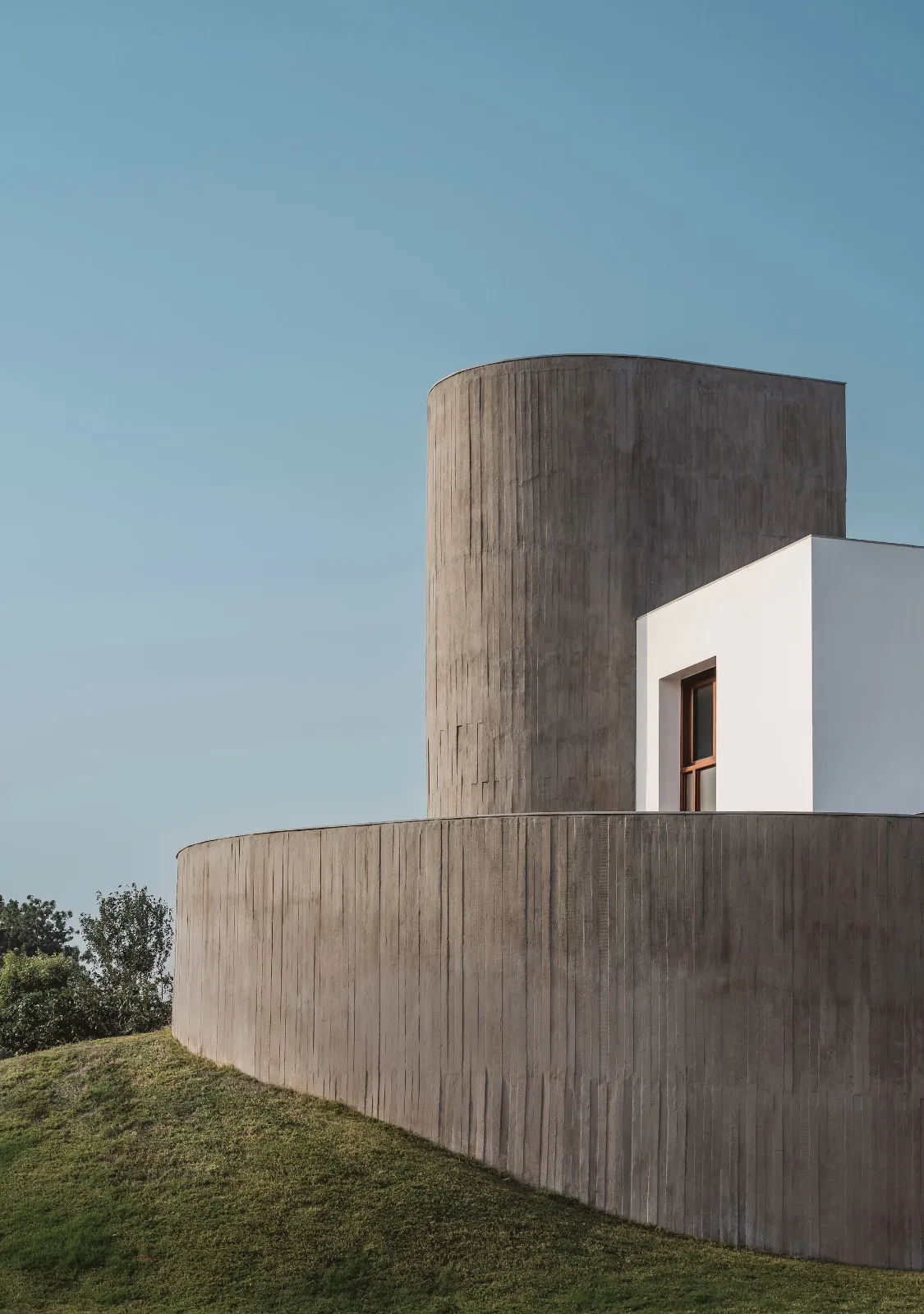BIM Architecture | Enclosed Home/Design Ni Dukaan