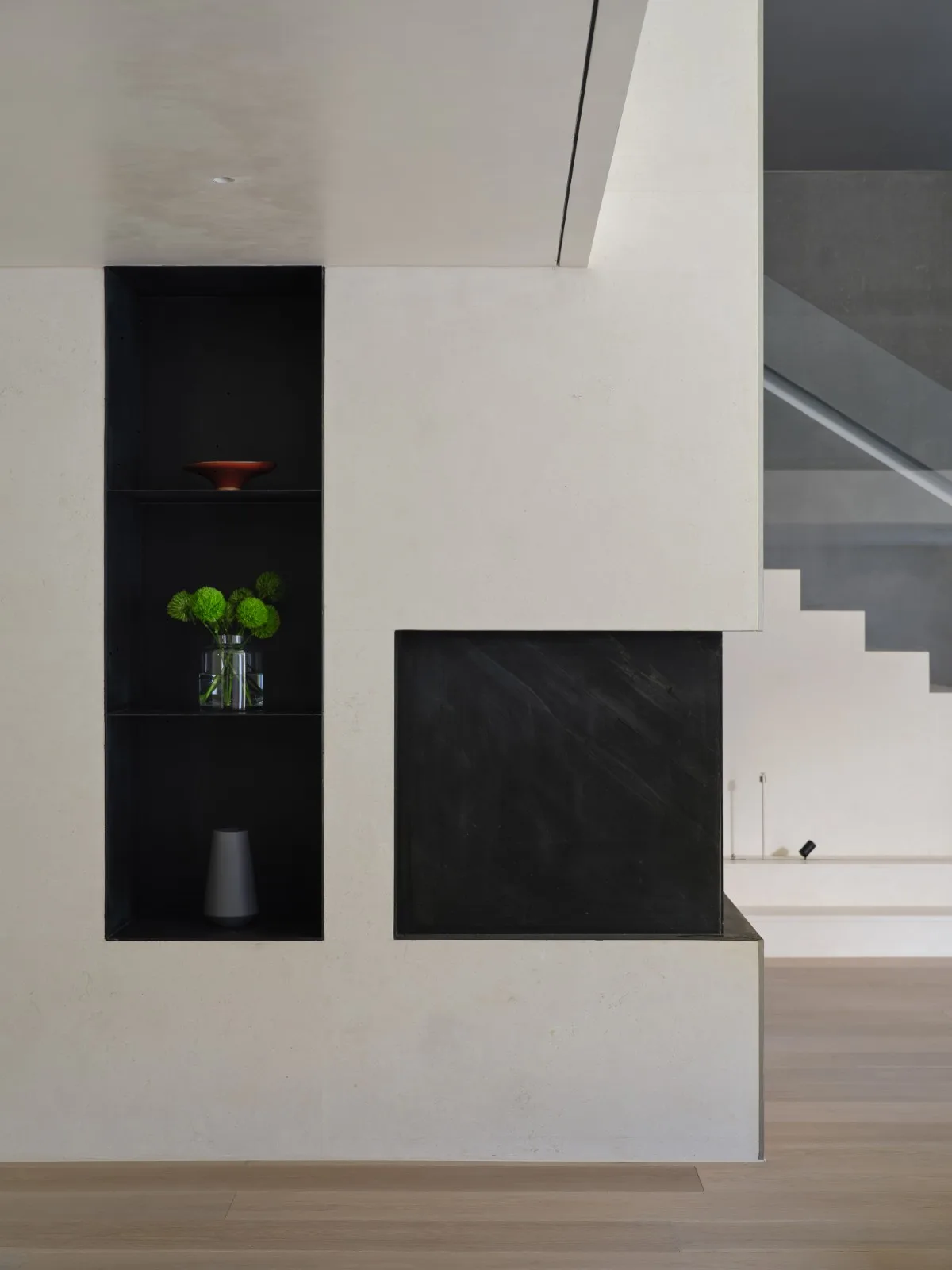 BIM building | 420 square meter duplex apartment under wutong tree: ingenious creation of "line of sight connectivity" elevated space/eight wasteland design for young families