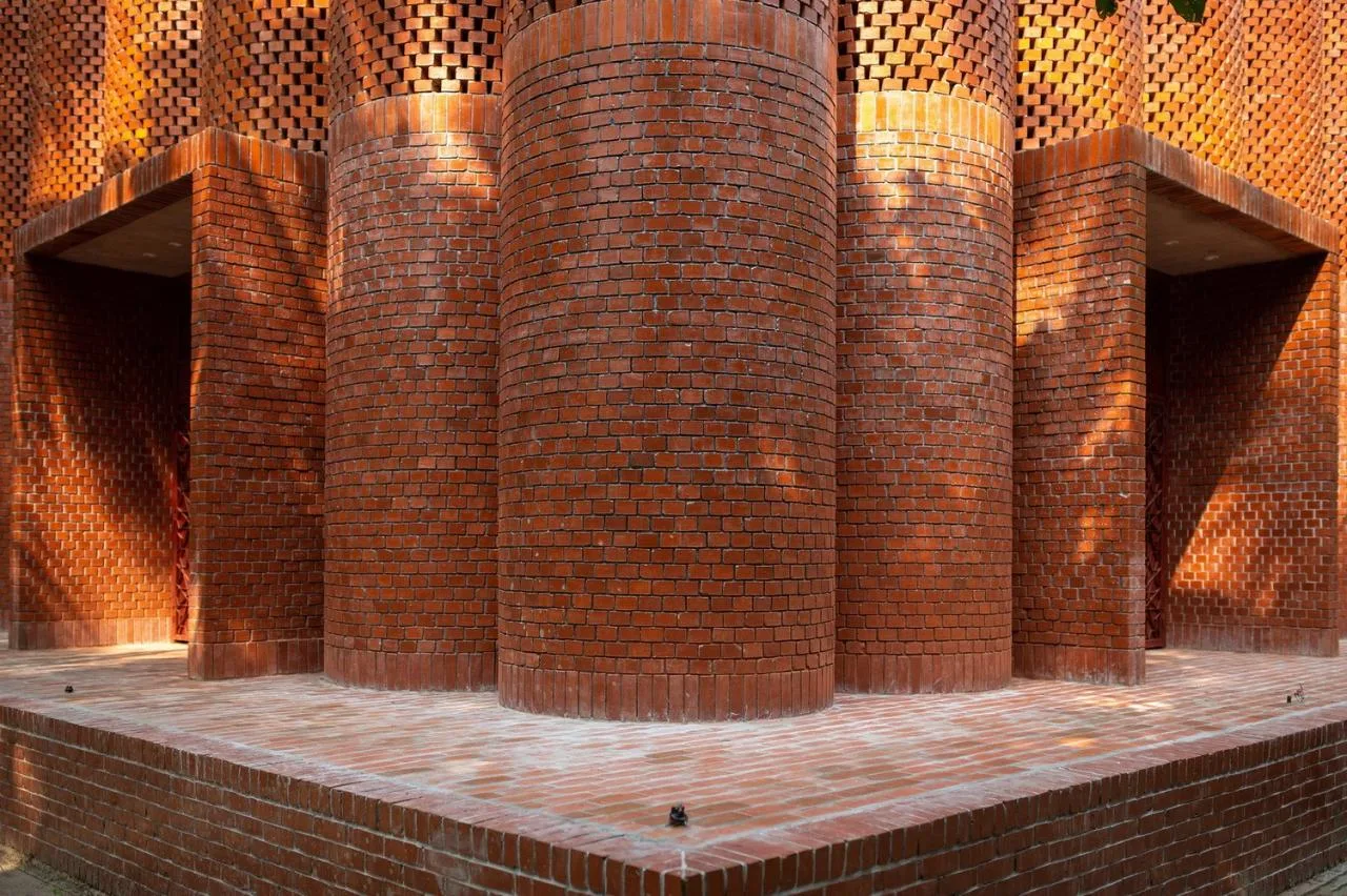 BIM Architecture | Mausoleum Memorial Hall, Concrete Cylinder 'Dripping'/Sthapotik