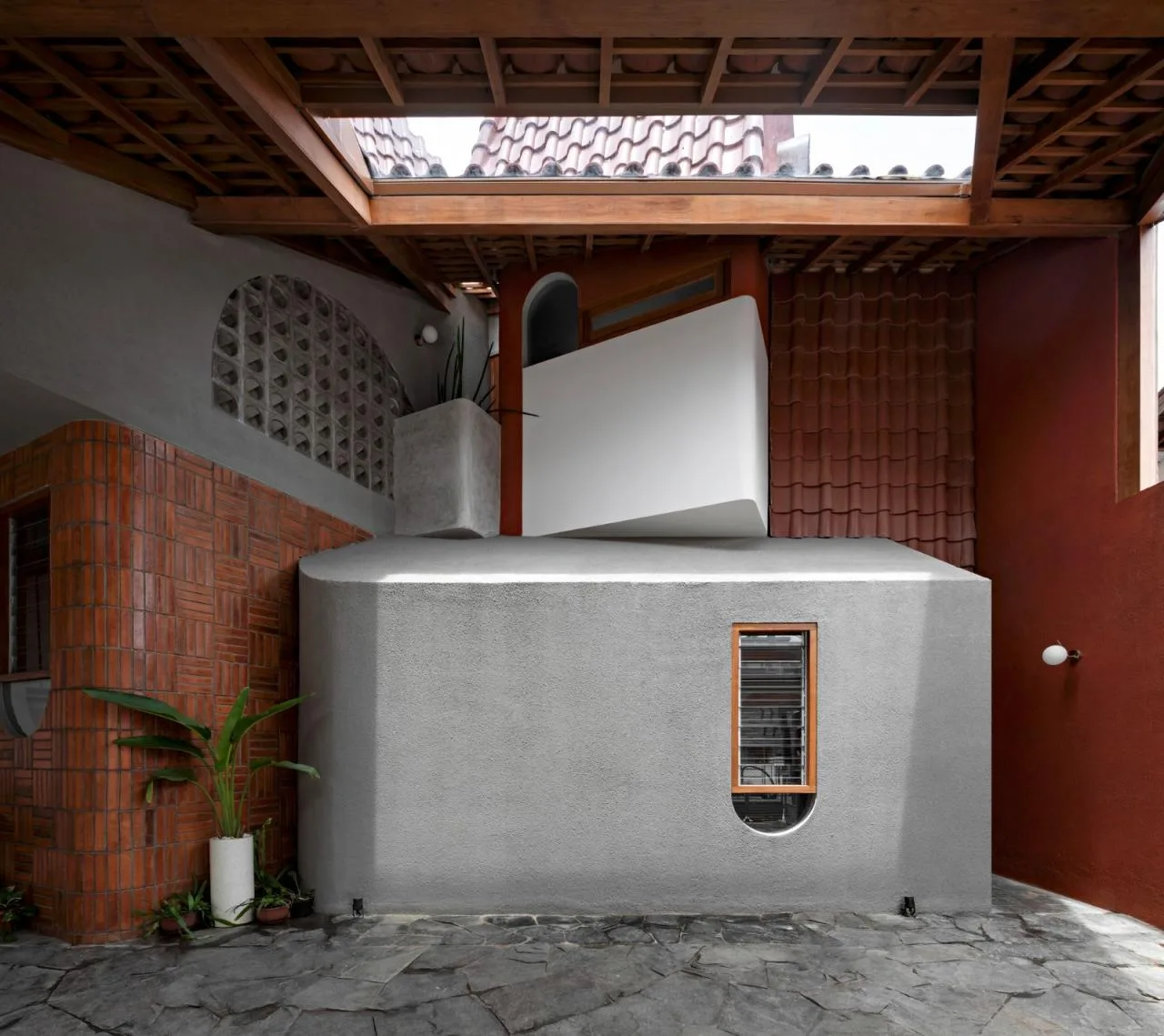 BIM Architecture | Java Rooftop+Rotating Room, Distracted House/Ismail Solehudin Architecture