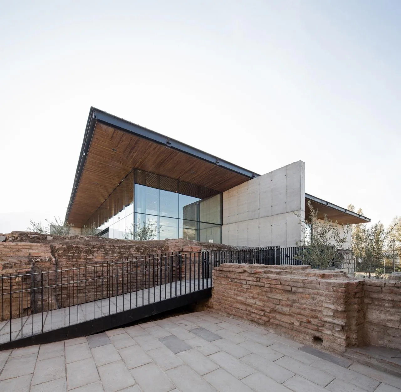 BIM Architecture | Activity Center within the City Wall/Triangular