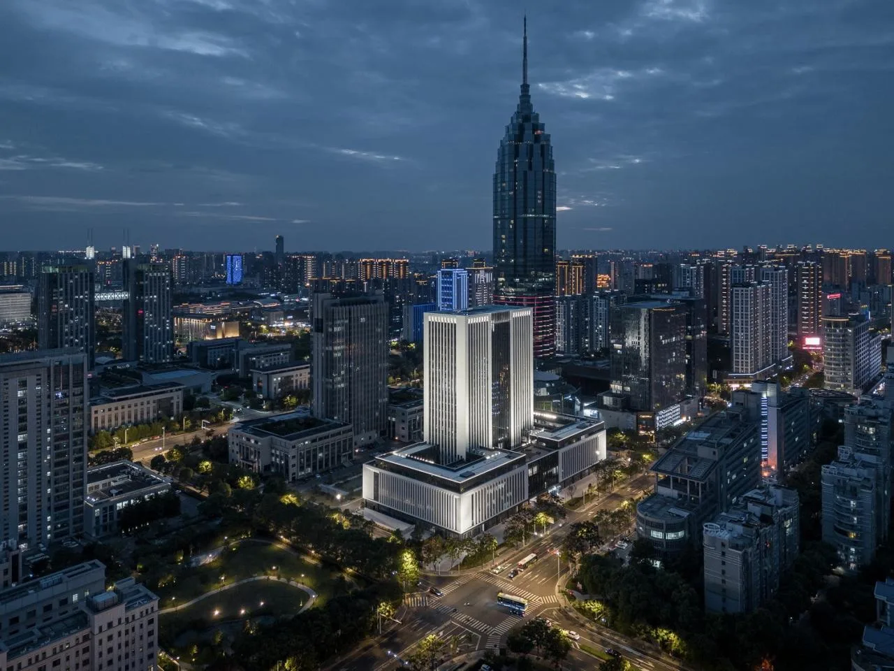 BIM Architecture | Longcheng Axis Colorful Chapter · Longjin Building/Jianhe Architecture