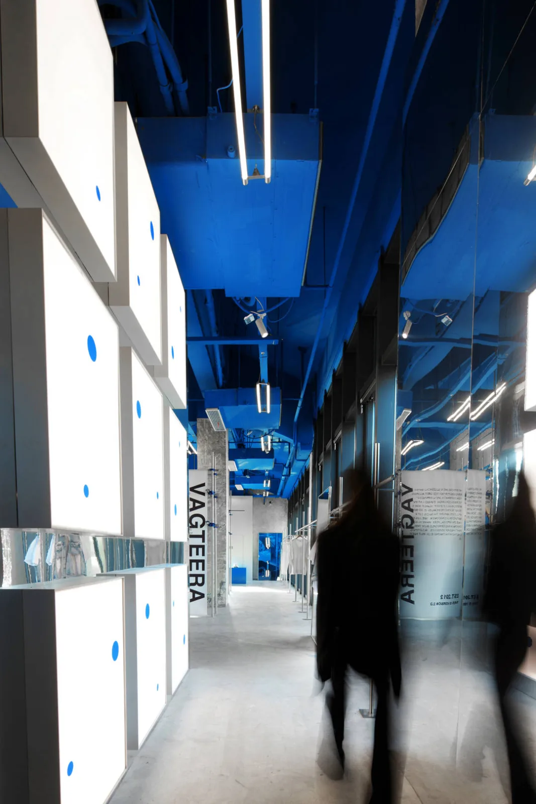 BIM Architecture | Floating Half Earth Vagteera/Feijie Inspiration Design Laboratory
