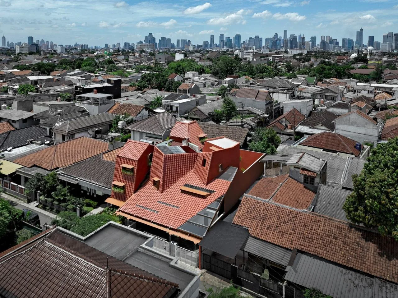 BIM Architecture | Java Rooftop+Rotating Room, Distracted House/Ismail Solehudin Architecture