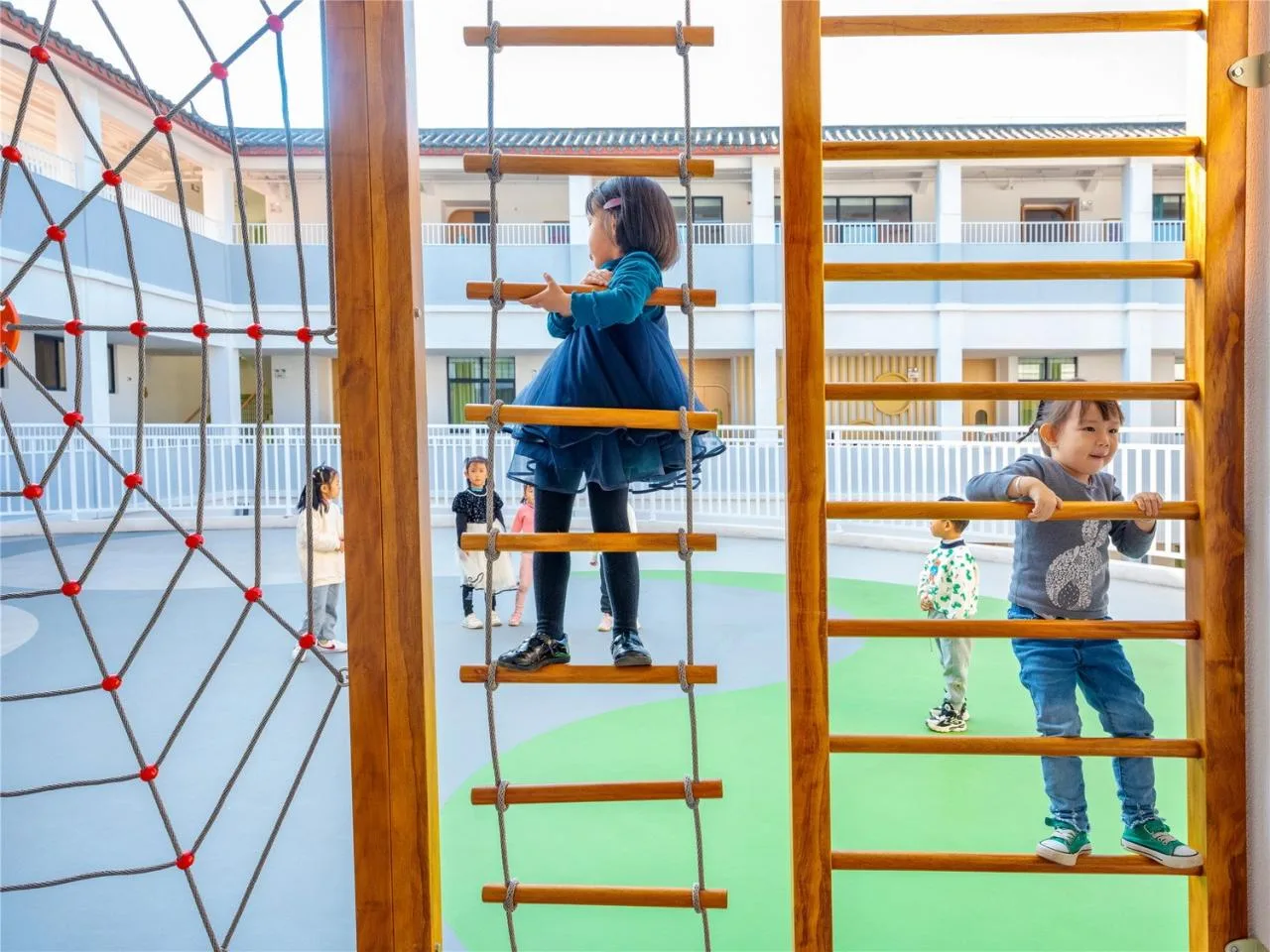 BIM Architecture | Rebirth of the Treasure Box in Campus Renewal: Yuxi Yuepan Rural Kindergarten in Yunnan/Shanghai Sixu Architectural Planning and Design Co., Ltd