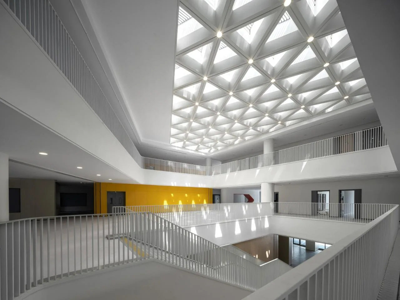 BIM Architecture | Dialogue with Childlike Hearts, Natural Paradise: Hangzhou Jiangnan Experimental School Education Group Jianghui Primary School/Zhejiang University Architectural Design and Research Institute