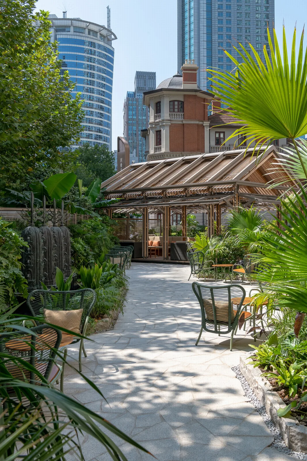 BIM Architecture | Shuangting Garden: Outdoor Space Renovation of Shanghai Sukhothai Hotel/LUKSTUDIO Studio