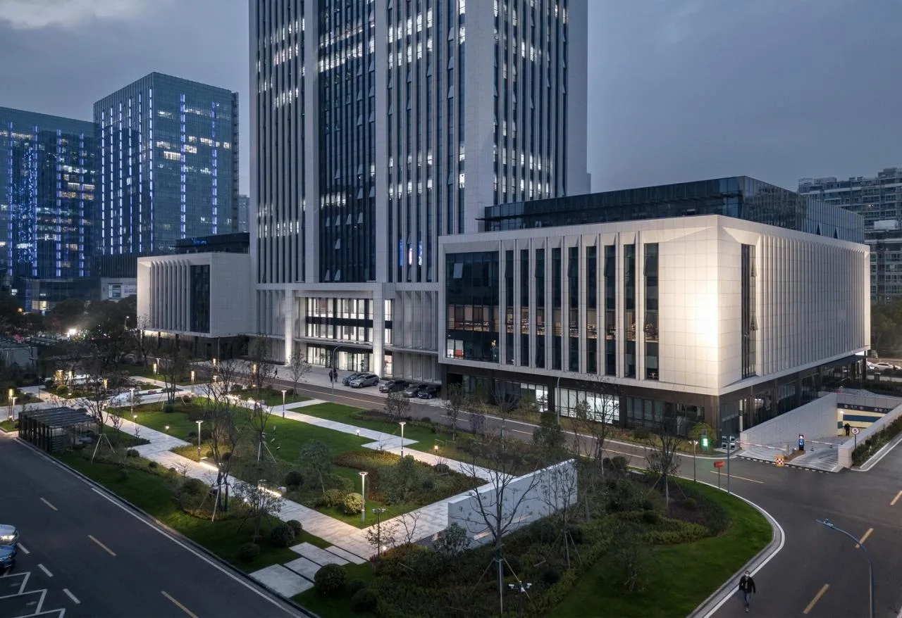 BIM Architecture | Longcheng Axis Colorful Chapter · Longjin Building/Jianhe Architecture