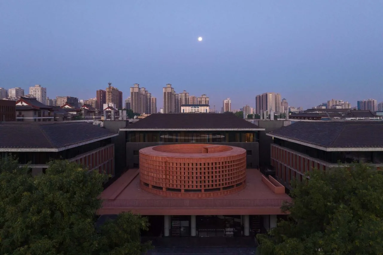 BIM Architecture | Qujiang Art Museum Expansion/Ruen Design Research Laboratory