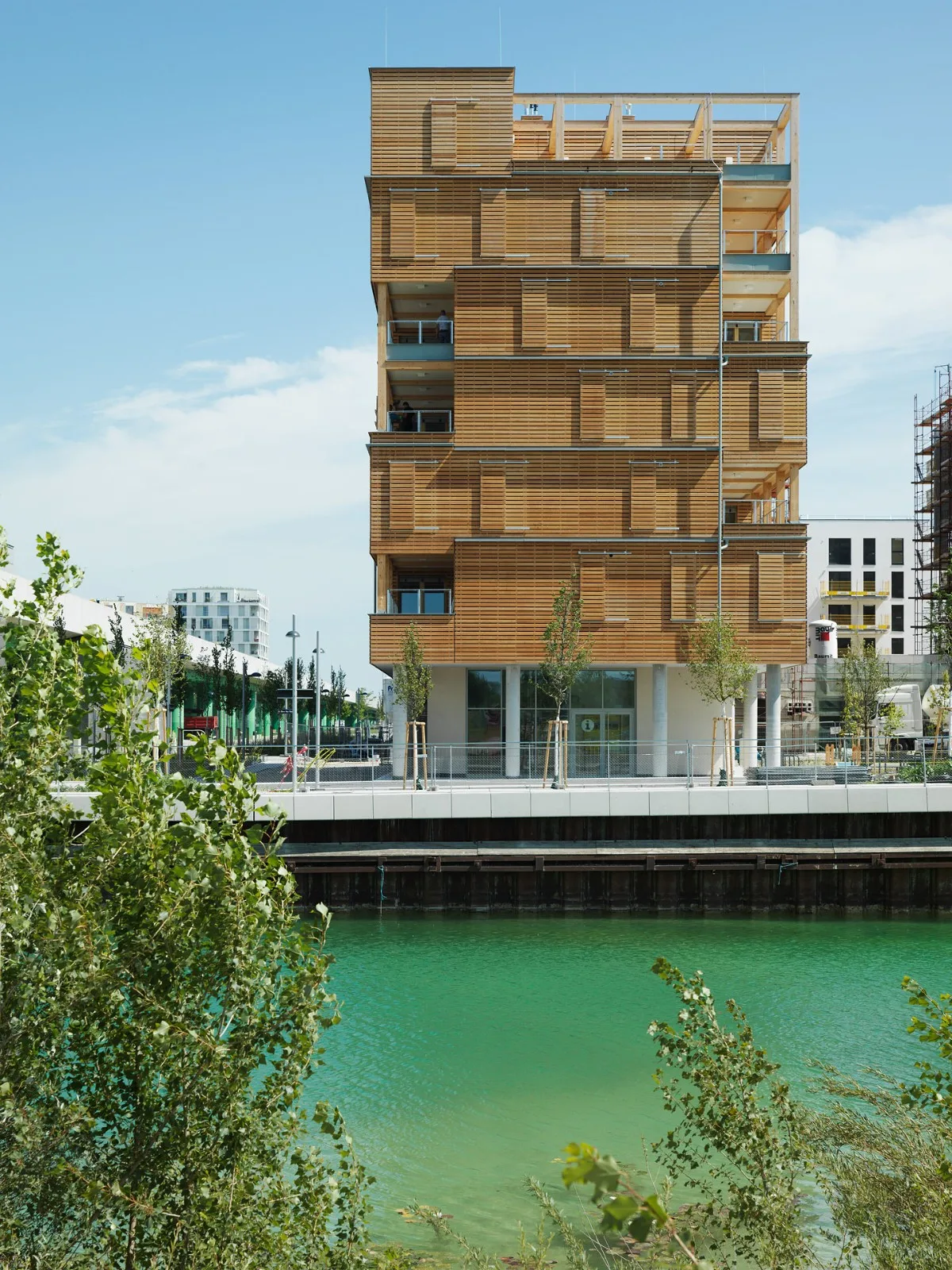 BIM Architecture | Binhu Forum Apartments/Heri& salli