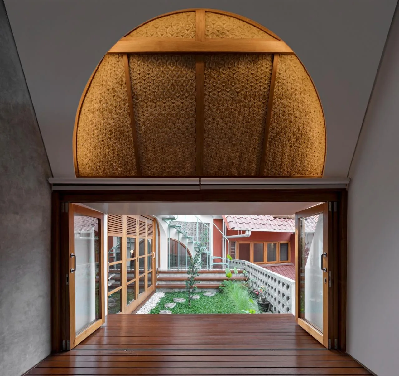 BIM Architecture | Java Rooftop+Rotating Room, Distracted House/Ismail Solehudin Architecture