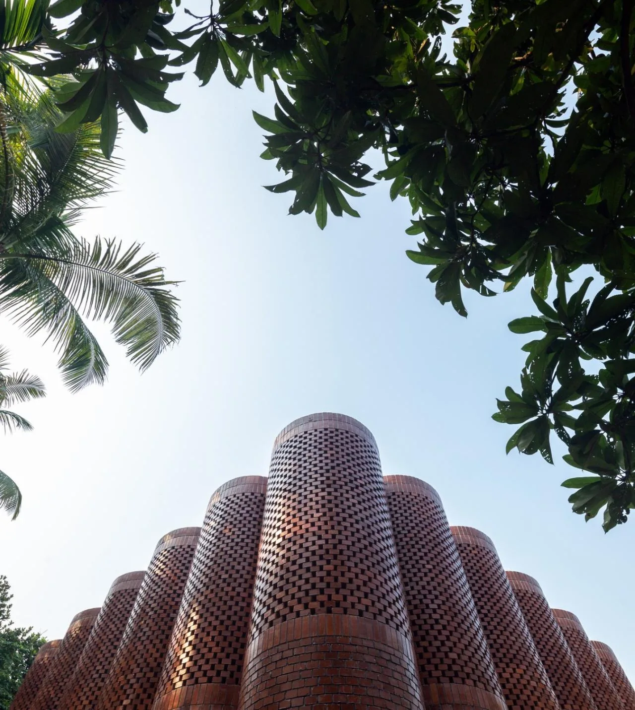 BIM Architecture | Mausoleum Memorial Hall, Concrete Cylinder 'Dripping'/Sthapotik