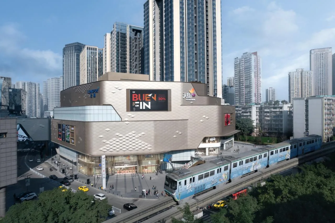 BIM Architecture | Ten Years of Construction, One Sky Street, One City: Chongqing Longhu Times Sky Street E-Hall/Chengzhi Design