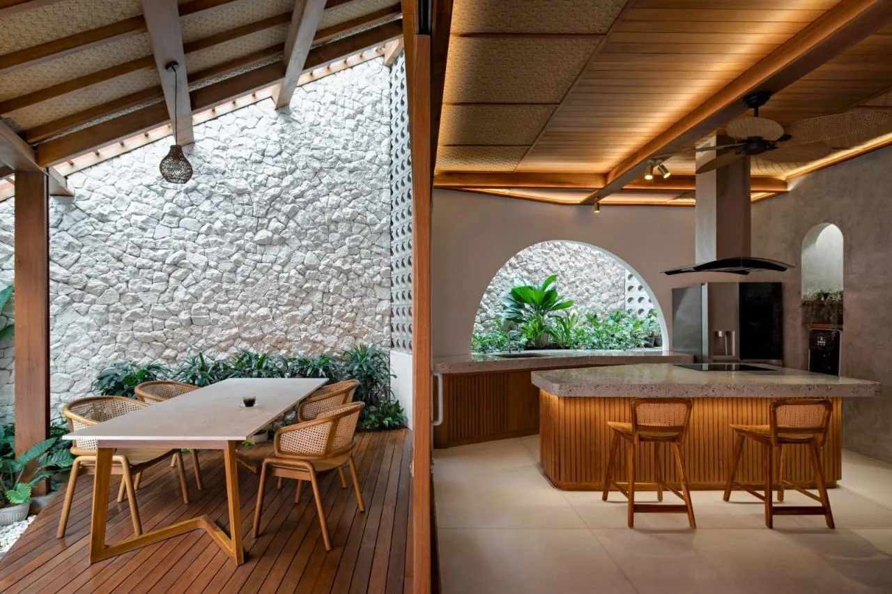 BIM Architecture | Java Rooftop+Rotating Room, Distracted House/Ismail Solehudin Architecture