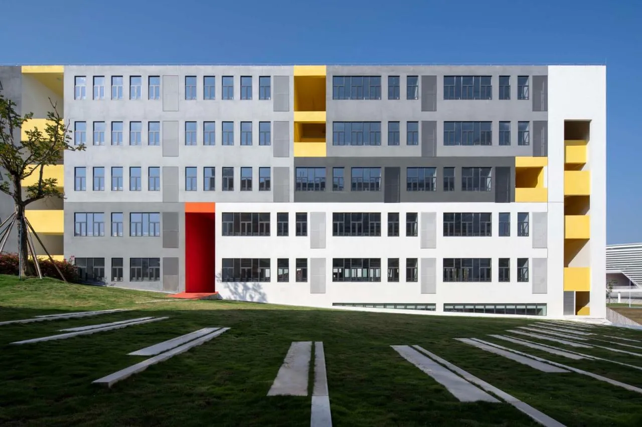 BIM Architecture | NanHai Guicheng Jingui High School/Vertical Beam Society